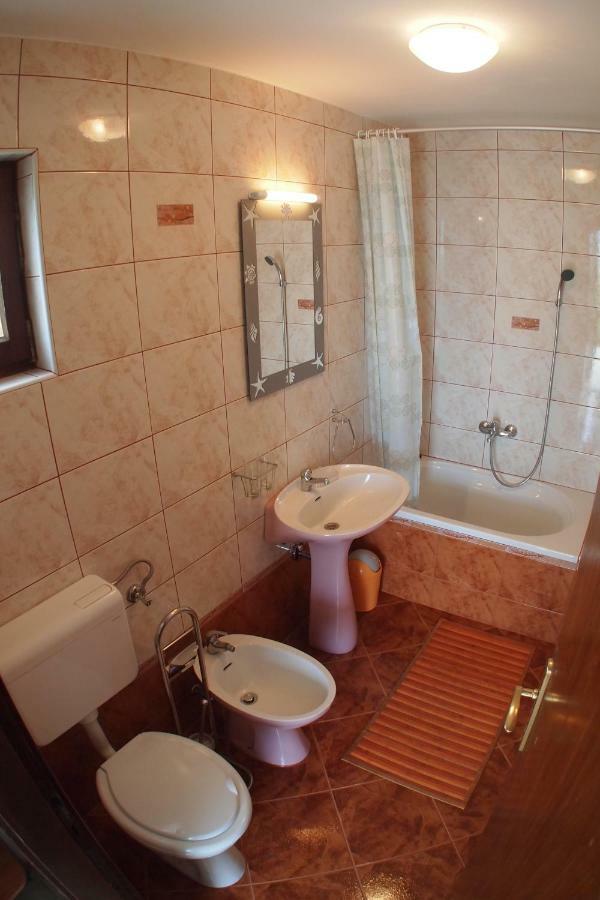 Apartments Gorana ツリクヴェニツァ エクステリア 写真